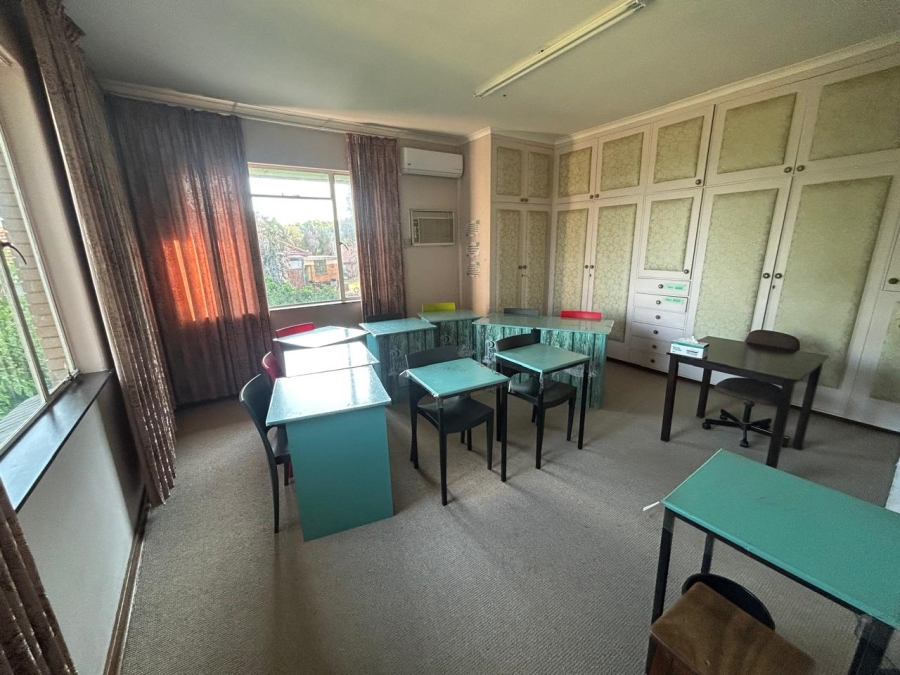 To Let 6 Bedroom Property for Rent in Bayswater Free State